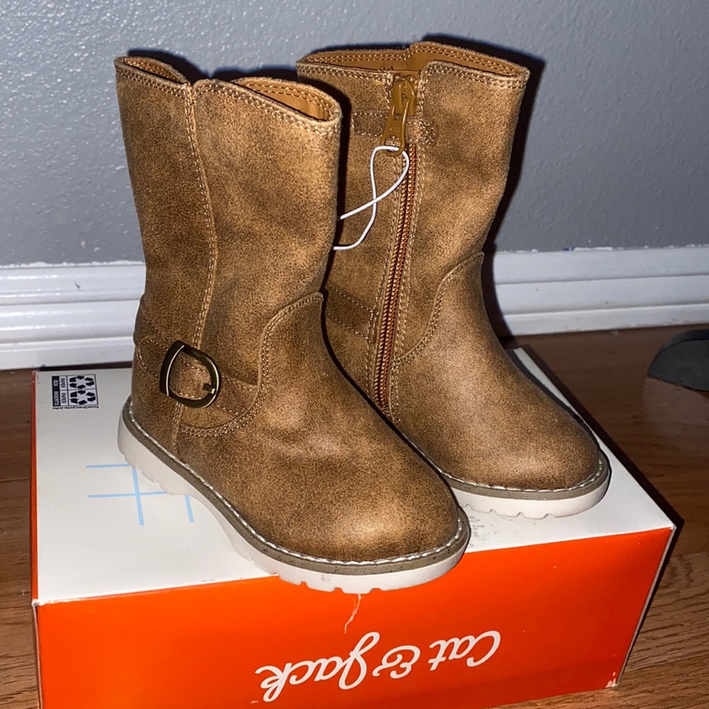 Brand new boots brown